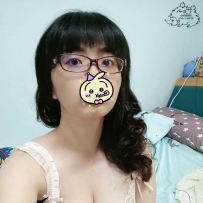 3k  淫蕩母狗 很會舔 可無套做