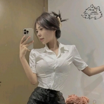 6500  甜美辣妹白皙皮膚 完美胸型一手剛好掌握