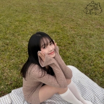 8k  小隻馬學生妹 彩兒159cm.C奶.20歲