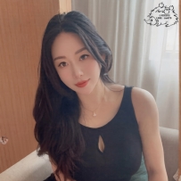 4k  曲線勻稱 胸型飽滿超吸睛