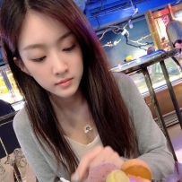 面試完妹妹跑來吃冰～