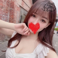 9000一節  美女長的好甜美讓人又親又幹很快高潮