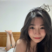 4k  性感放浪的小騷貨 很會勾引 誘惑哥哥