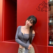 6k  床上敢玩敢秀 可配合角色扮演