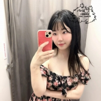 4k  白皙水嫩的胸部可以給你奶炮