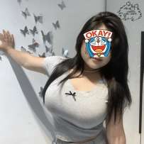 5000  抱起來會心動的豐滿感 157的小隻馬比例卻很犯規