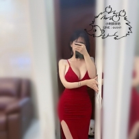 5k  妹妹平時的工作是護理師  下班裝扮很反差