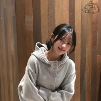 6500  粉嫩蜜穴 水超多 插入就裹覆感滿滿