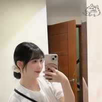 5k  嬌小可愛，腰身超細，皮膚粉嫩好摸