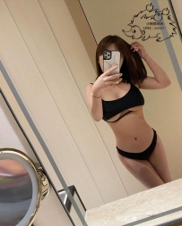 7500  情趣內衣店小妹 超大超圓的奶