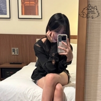 8k  身材好玩的騷，床上的性慾小母狗