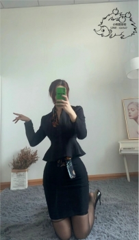 4800  美腿辣妹絲襪極致魅惑力