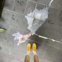 打工人心碎瞬間  我直接坐在地上哭💦